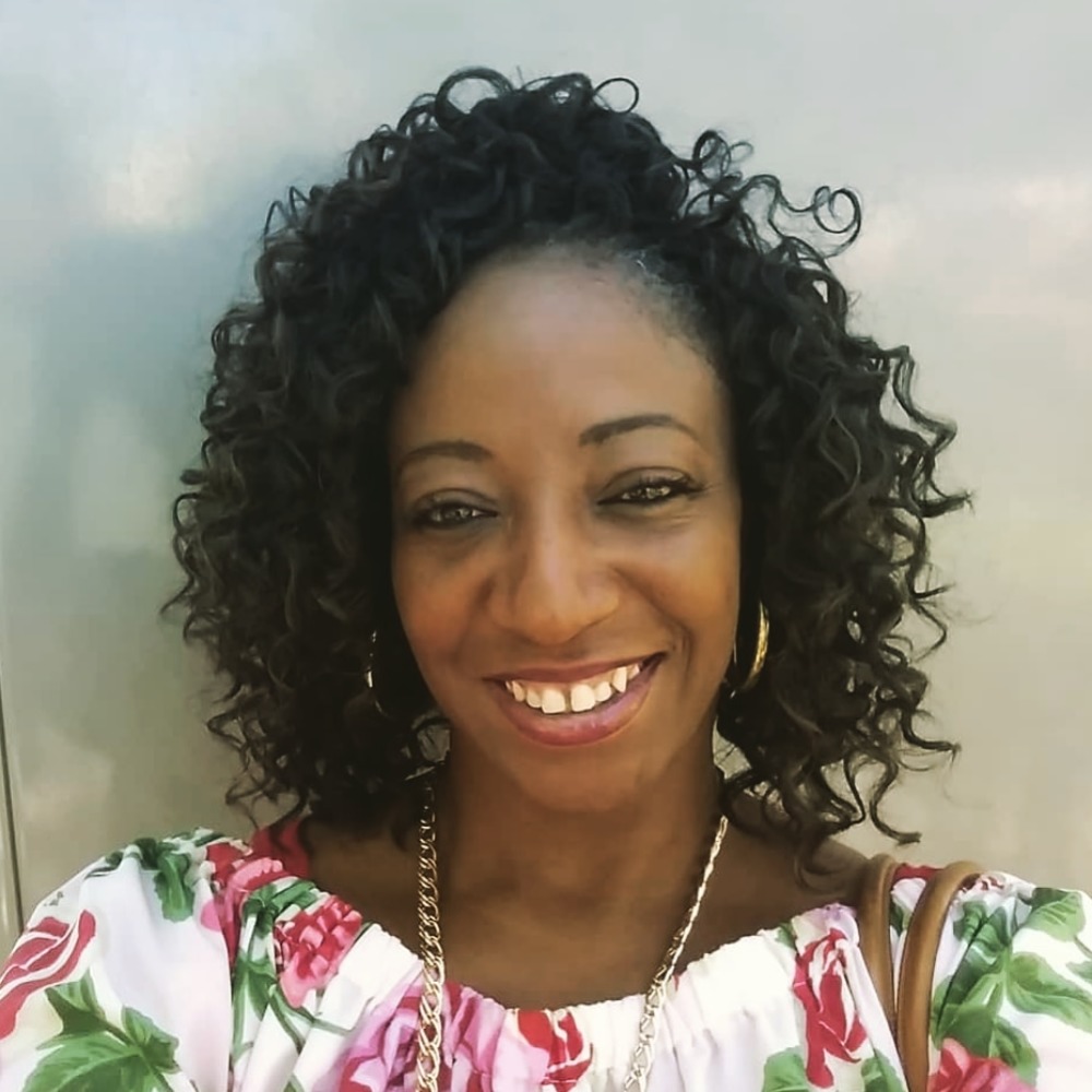 Meet your Posher, Antoinette